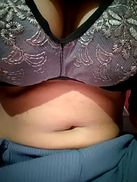 Snapshot of cute_riya_11 chatting on 14, 7, 2026 cute riya 11 online show from 14, 7, 2026