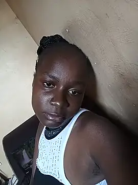 Snapshot of Ebonylouisa chatting on 16, 7, 2026 Ebonylouisa online show from 16, 7, 2026
