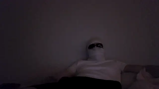 luvrboy777 online show from 25, 5, 2026