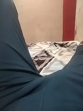 Snapshot of bossmagi chatting on 8, 10, 2025 bossmagi online show from 8, 10, 2025