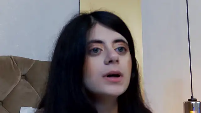 IrisDoudou online show from 28, 7, 2026