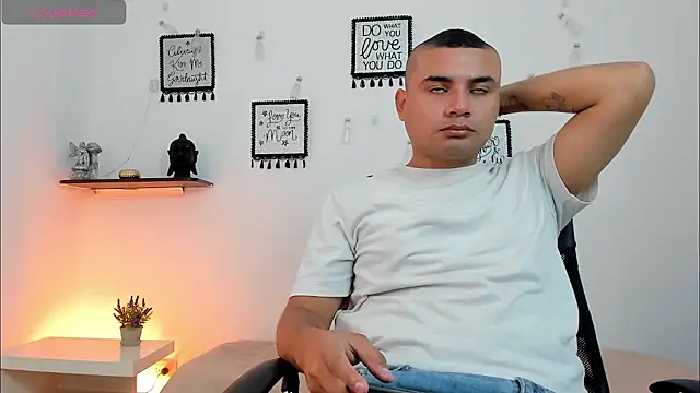 Snapshot of DamianBlazze chatting on 27, 5, 2026 DamianBlazze online show from 27, 5, 2026