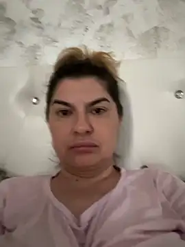 evaxxxcurvyxxx online show from 10, 6, 2026