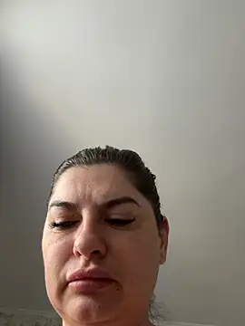 evaxxxcurvyxxx online show from 30, 6, 2026