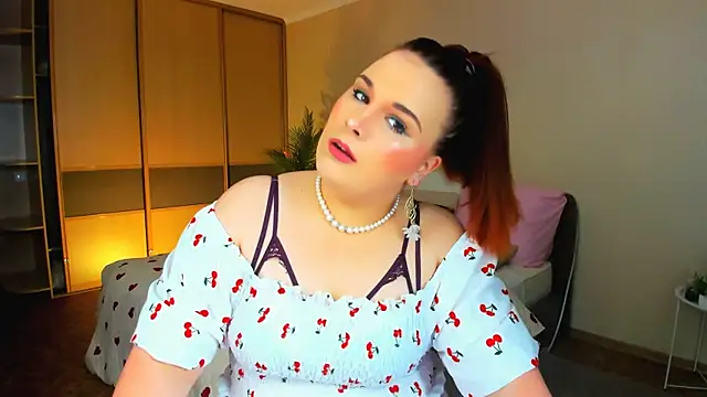 Snapshot of OliviaTwens chatting on 19, 6, 2026 OliviaTwens online show from 19, 6, 2026