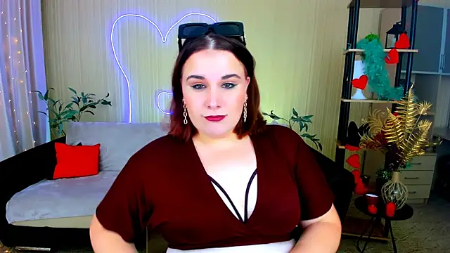 Snapshot of OliviaTwens chatting on 13, 7, 2026 OliviaTwens online show from 13, 7, 2026