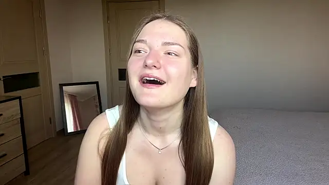 lizzzanatooo online show from 4, 6, 2026