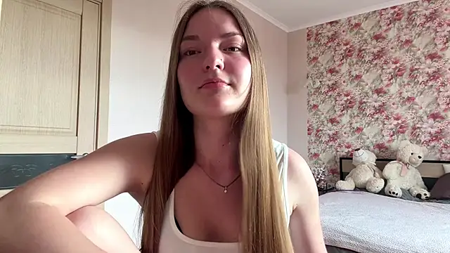lizzzanatooo online show from 14, 6, 2026