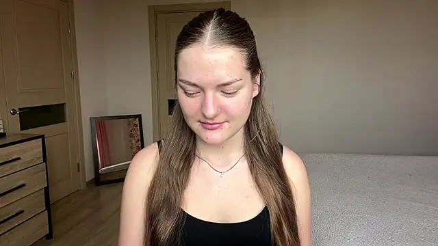 lizzzanatooo online show from 10, 7, 2026