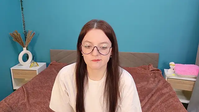 Ava Nilson online show from 1, 6, 2026