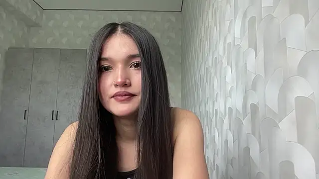LisetteParajon online show from 15, 6, 2026