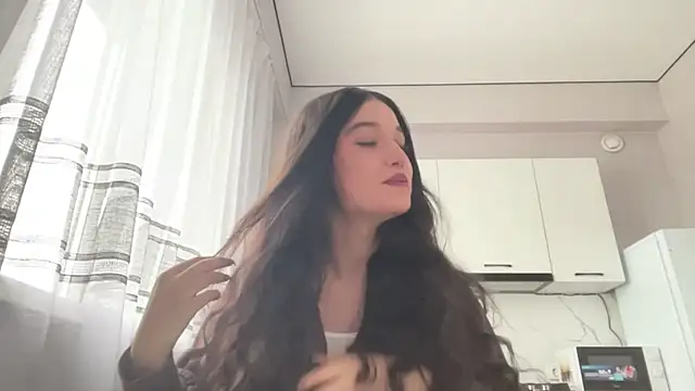 LisetteParajon online show from 3, 7, 2026