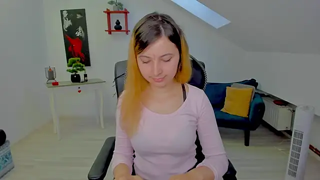 Snapshot of CamelliaStone chatting on 9, 7, 2026 CamelliaStone online show from 9, 7, 2026