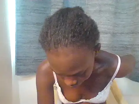 Snapshot of Sweet_quincy chatting on 25, 6, 2026 Sweet quincy online show from 25, 6, 2026