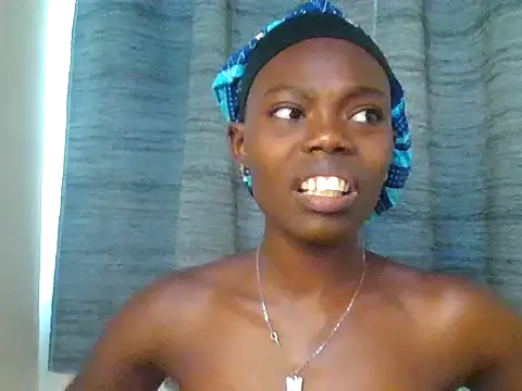 Snapshot of Sweet_quincy chatting on 9, 7, 2026 Sweet quincy online show from 9, 7, 2026