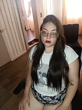Snapshot of carla_romero chatting on 27, 5, 2026 carla romero online show from 27, 5, 2026