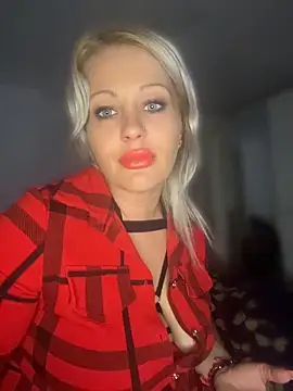 Snapshot of brenda121 chatting on 14, 6, 2026 brenda121 online show from 14, 6, 2026