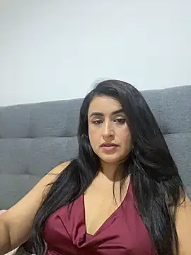 MADAMELUNAXXX online show from 13, 6, 2026