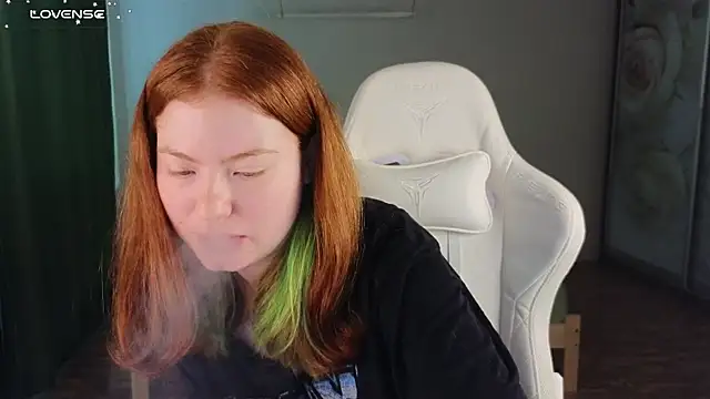 YourGingerCute online show from 31, 5, 2026
