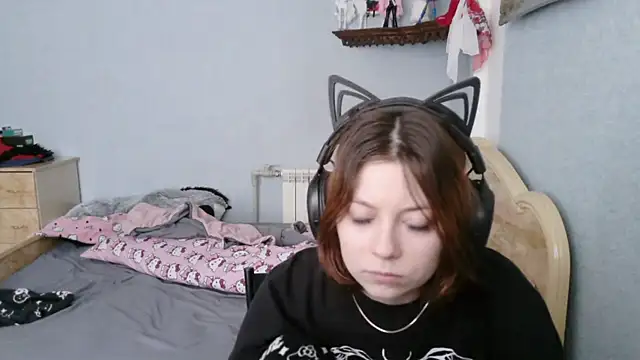 Snapshot of AlessiaViolet chatting on 3, 7, 2026 AlessiaViolet online show from 3, 7, 2026