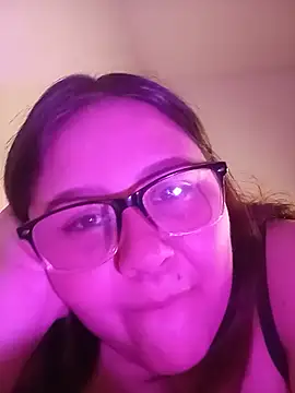 VeryGirlhot online show from 5, 7, 2026