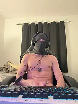 Aaron hyuga online show from 29, 5, 2026