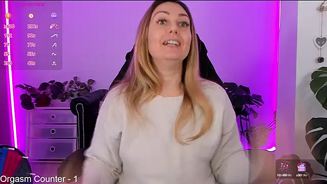 LindaWhite  online show from 7, 1, 2025