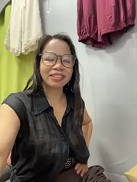 honghong mother online show from 15, 6, 2026