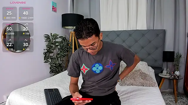 Snapshot of Camilo_Santoss chatting on 5, 6, 2026 Camilo Santoss online show from 5, 6, 2026