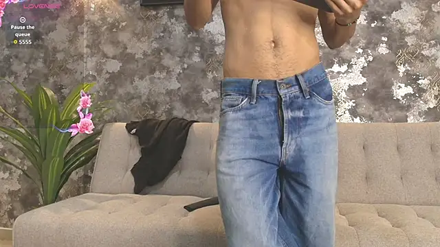 Maximiliano Young online show from 10, 6, 2026