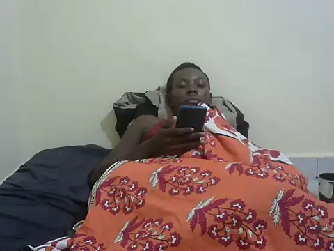 Snapshot of cute_avy0 chatting on 22, 6, 2026 cute avy0 online show from 22, 6, 2026