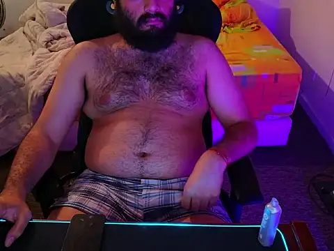 Snapshot of Latinbearhairy chatting on 17, 6, 2026 Latinbearhairy online show from 17, 6, 2026