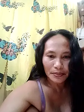 Snapshot of Queenslay chatting on 8, 7, 2026 Queenslay online show from 8, 7, 2026