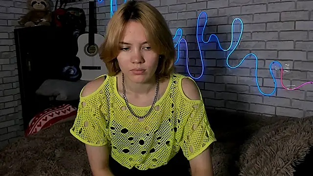Milena Stasym online show from 27, 7, 2026