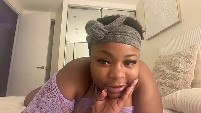 Snapshot of Alicia_lamarsx chatting on 8, 7, 2026 Alicia lamarsx online show from 8, 7, 2026