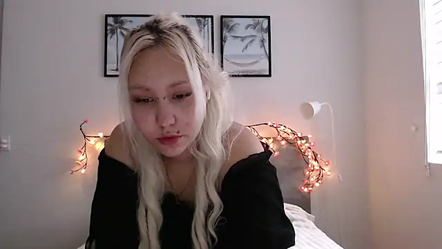 Snapshot of Martela_meri chatting on 12, 6, 2026 Martela meri online show from 12, 6, 2026