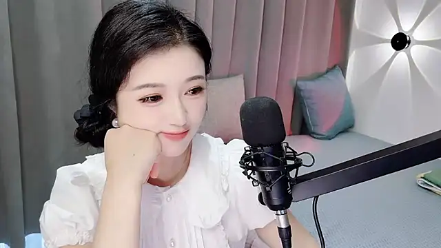 Snapshot of Momo-Wow chatting on 21, 6, 2026 Momo-Wow online show from 21, 6, 2026