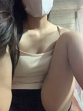 Snapshot of LanAnh00 chatting on 17, 6, 2026 LanAnh00 online show from 17, 6, 2026