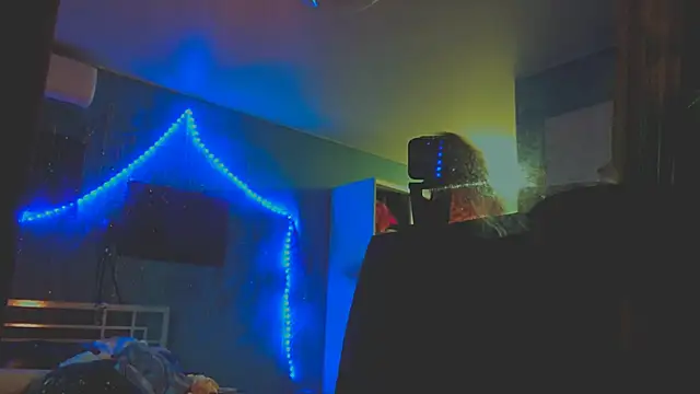 VivienDarkbloom online show from 28, 6, 2026
