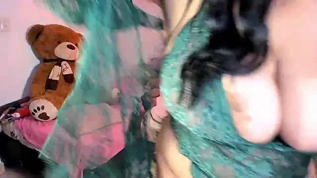 Snapshot of Meganxx1 chatting on 9, 1, 2026 Meganxx1 online show from 9, 1, 2026