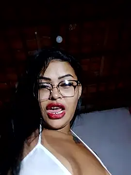 Snapshot of Silmara21 chatting on 29, 6, 2026 Silmara21 online show from 29, 6, 2026
