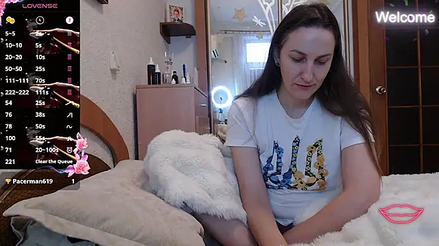 Snapshot of Yevgeshka-Milashka chatting on 18, 1, 2026 Yevgeshka-Milashka online show from 18, 1, 2026