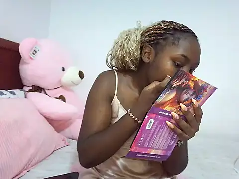 Sexytiffanyy online show from 13, 7, 2026