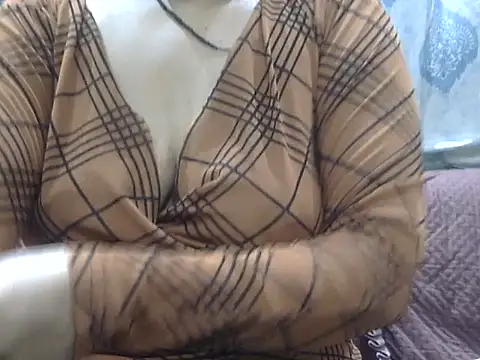 Snapshot of hey_darling_ chatting on 19, 7, 2026 hey darling online show from 19, 7, 2026