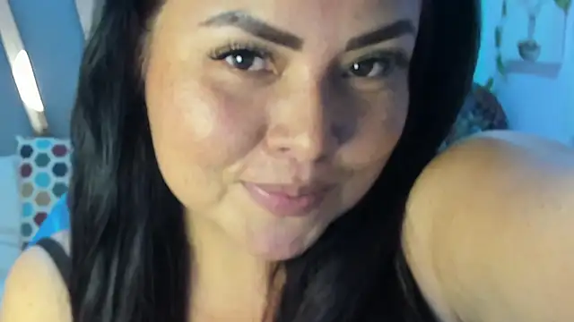 Snapshot of Nataly_Freckles chatting on 7, 6, 2026 Nataly Freckles online show from 7, 6, 2026