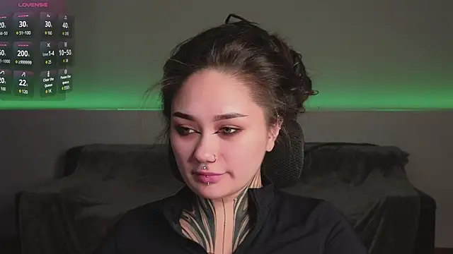 Snapshot of KarenHotFlirt chatting on 16, 6, 2026 KarenHotFlirt online show from 16, 6, 2026