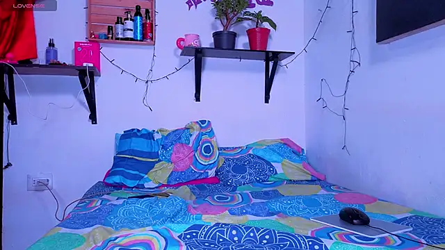 Snapshot of Celeste_Latina19 chatting on 16, 6, 2026 Celeste Latina19 online show from 16, 6, 2026