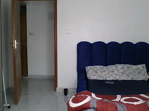 Snapshot of MissElsie21 chatting on 6, 6, 2026 MissElsie21 online show from 6, 6, 2026