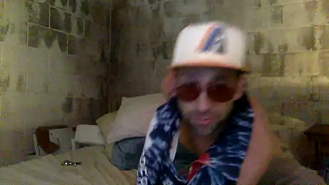 Snapshot of thierrybae chatting on 15, 6, 2026 thierrybae online show from 15, 6, 2026