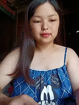 Snapshot of Linna-bae chatting on 11, 7, 2026 Linna-bae online show from 11, 7, 2026